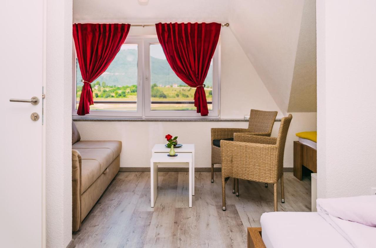 Apartmani Markesic Ramsko Jezero Prozor Kültér fotó