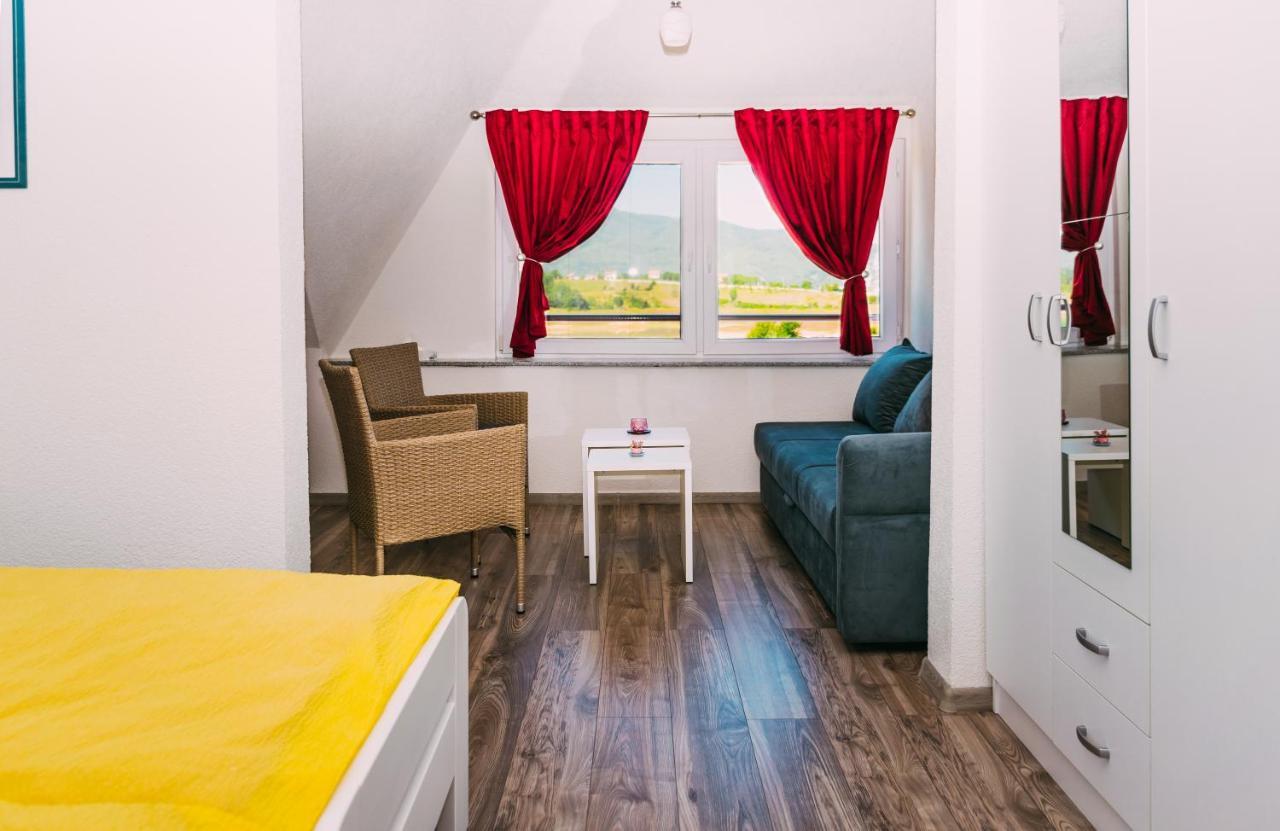 Apartmani Markesic Ramsko Jezero Prozor Kültér fotó