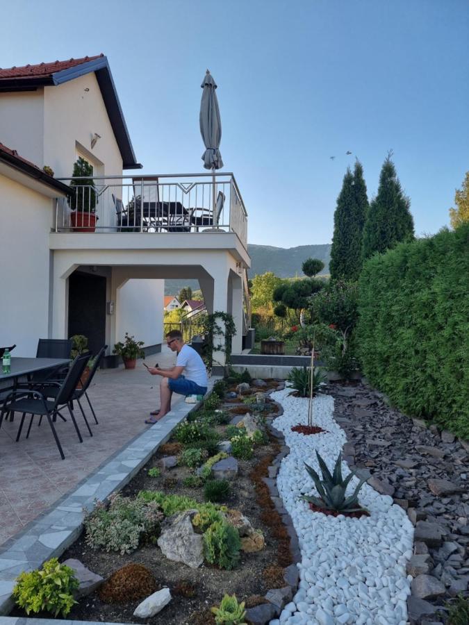 Apartmani Markesic Ramsko Jezero Prozor Kültér fotó